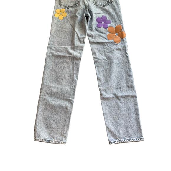 PacSun Boyfriend Jeans Light Blue Flower Graphic Sz 24 - Picture 4 of 16